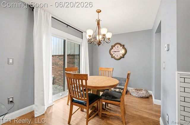 829 Langdon Court, Rochester Hills, MI 48307