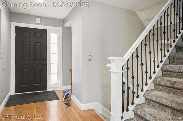 829 Langdon Court, Rochester Hills, MI 48307