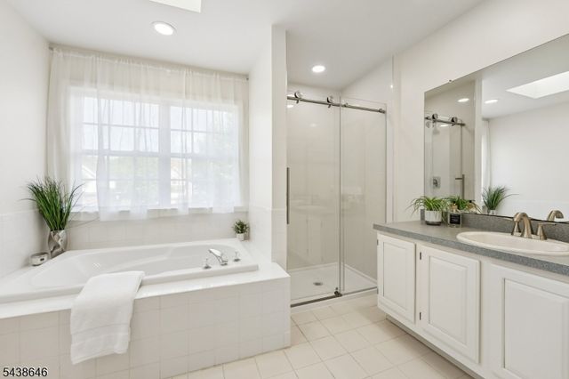 50 HUDNUT LN., Montgomery Twp., NJ 08502