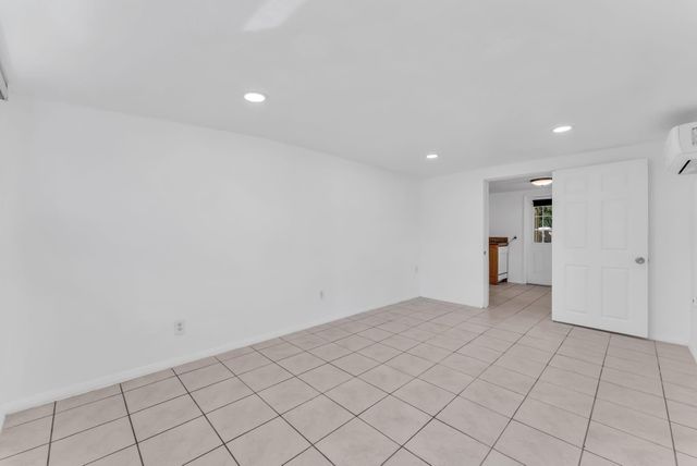 1608 N 58th Avenue, Hollywood, FL 33021