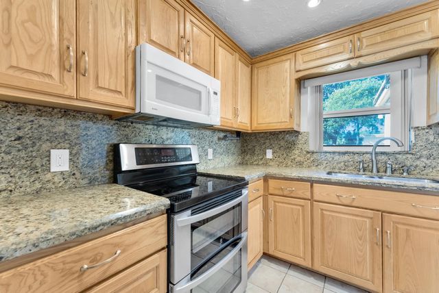 1608 N 58th Avenue, Hollywood, FL 33021