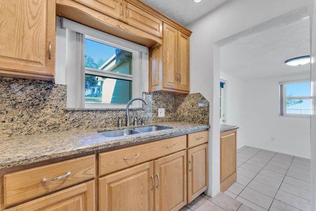 1608 N 58th Avenue, Hollywood, FL 33021