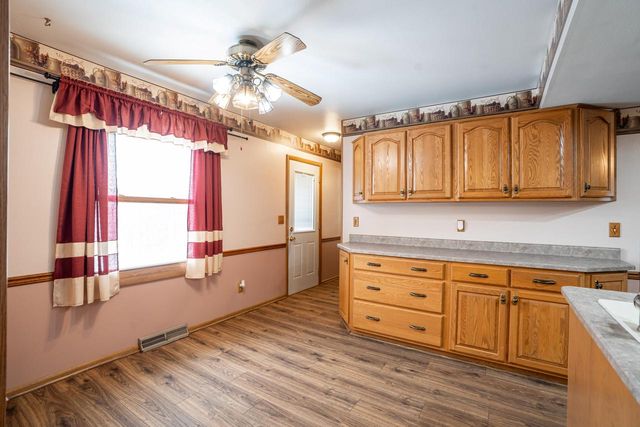 W136N8741 Esquire ROAD, Menomonee Falls, WI 53051