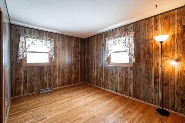 W136N8741 Esquire ROAD, Menomonee Falls, WI 53051