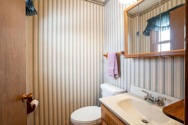 W136N8741 Esquire ROAD, Menomonee Falls, WI 53051