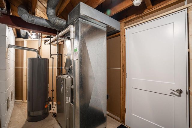 W136N8741 Esquire ROAD, Menomonee Falls, WI 53051