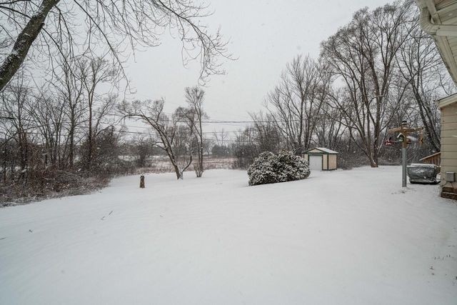 W136N8741 Esquire ROAD, Menomonee Falls, WI 53051