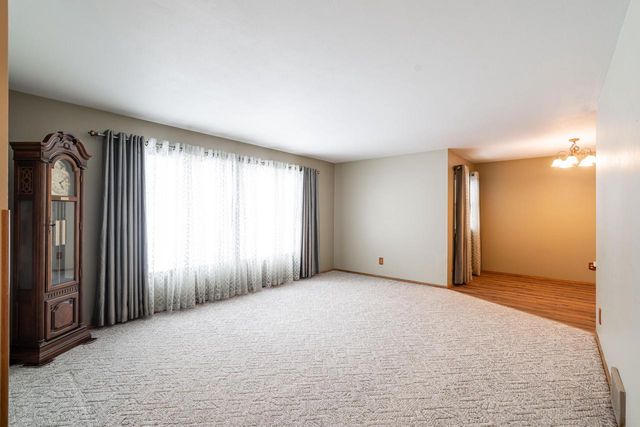 W136N8741 Esquire ROAD, Menomonee Falls, WI 53051