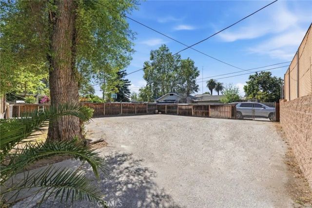 1168 N G, San Bernardino, CA 92410