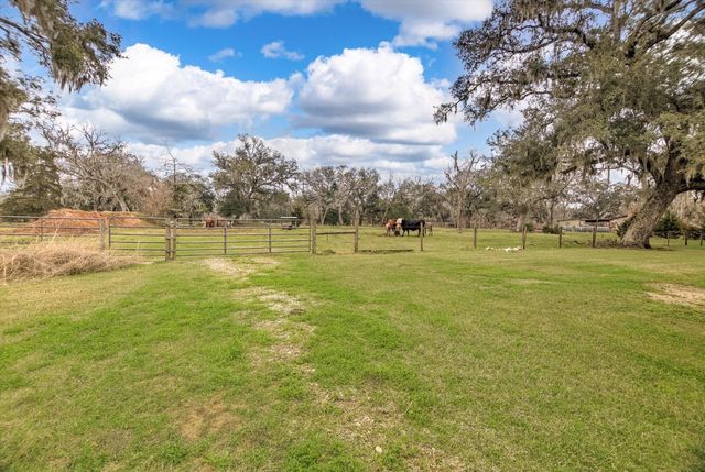 3570 County Road 345, Brazoria, TX 77422