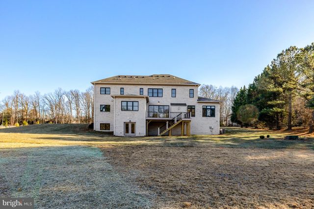1002 SPRINGVALE RD, Great Falls, VA 22066
