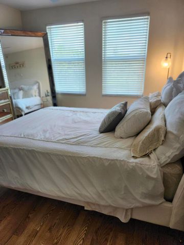 519 Villa Circle, Boynton Beach, FL 33435