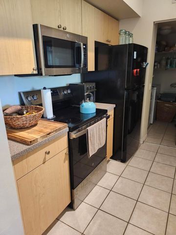 519 Villa Circle, Boynton Beach, FL 33435