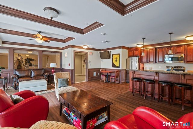 461 Bank Street 402, New London, CT 06320