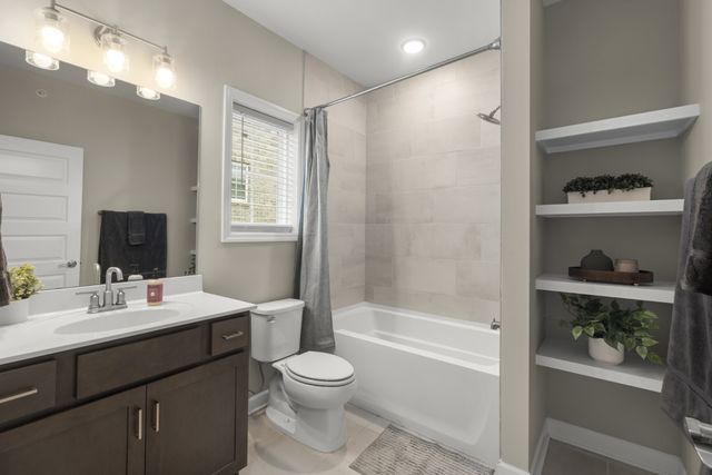 7487 Highway 70 S Apt 301, Nashville, TN 37221