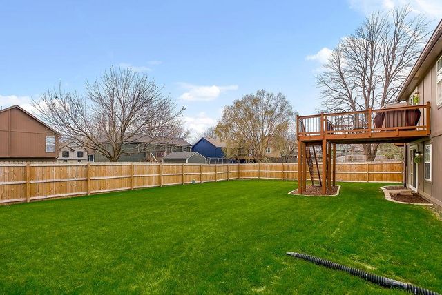 305 NE Fiddlewood Avenue, Lee's Summit, MO 64086