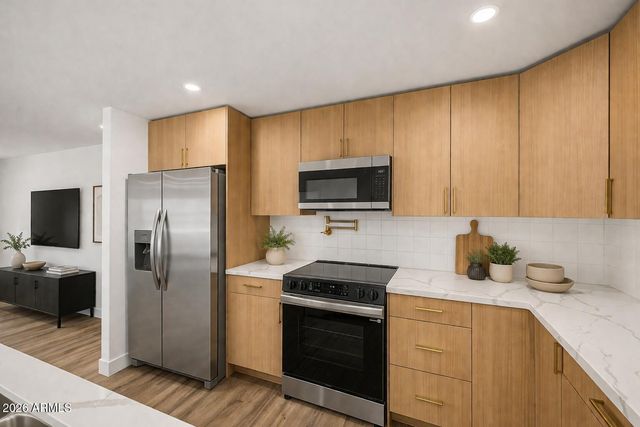 3908 E CAPITAN DREYFUS Avenue, Phoenix, AZ 85032