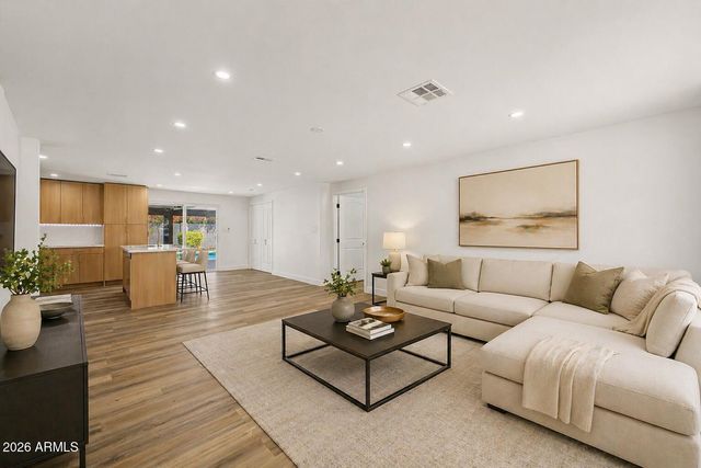 3908 E CAPITAN DREYFUS Avenue, Phoenix, AZ 85032