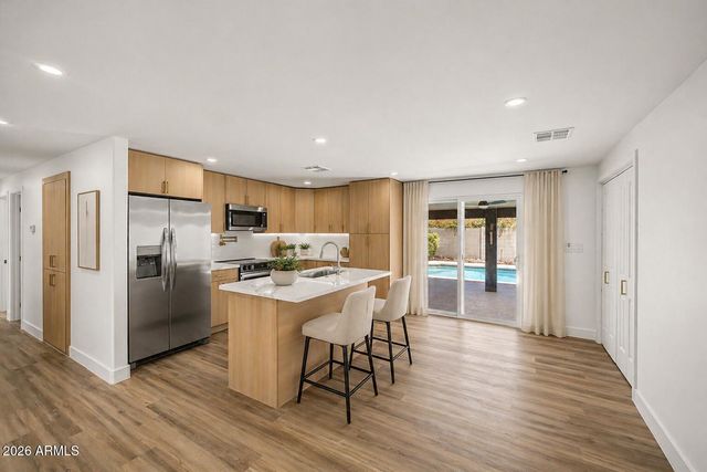 3908 E CAPITAN DREYFUS Avenue, Phoenix, AZ 85032