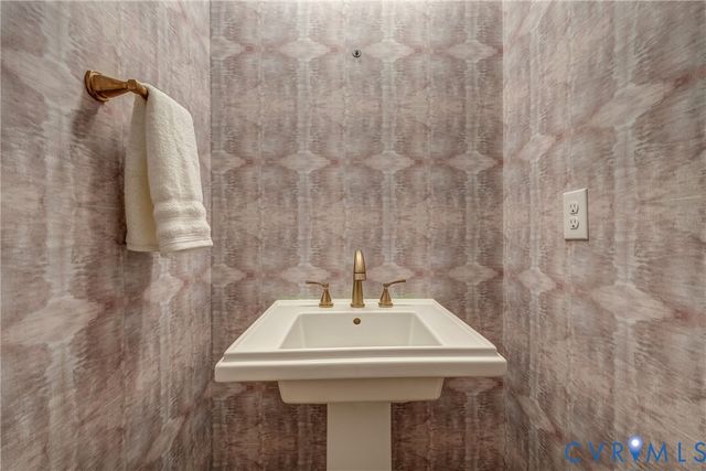 4312 Cary Street Rd, Richmond, VA 23221