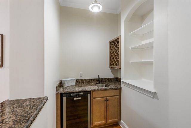 1555 LAWTON TRL, Germantown, TN 38138