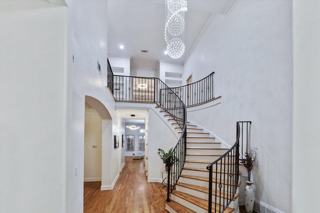 1555 LAWTON TRL, Germantown, TN 38138