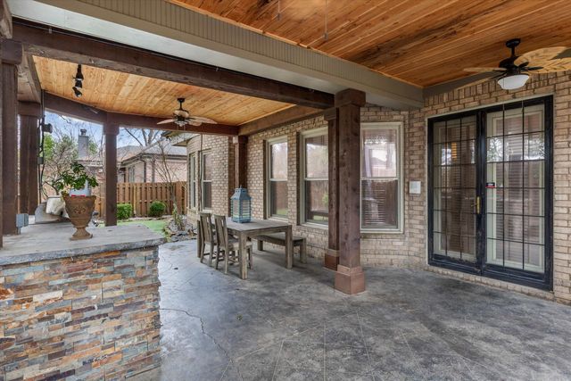 1555 LAWTON TRL, Germantown, TN 38138