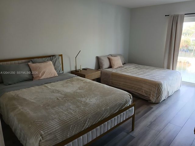 1937 NE 123rd St, North Miami, FL 33181