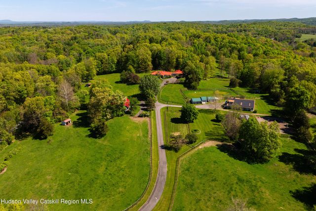 52 Pells Road, Rhinebeck, NY 12572