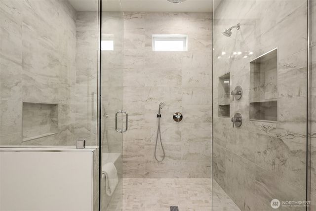 12523 NE 94th Street, Kirkland, WA 98033