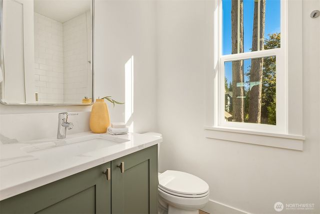 12523 NE 94th Street, Kirkland, WA 98033