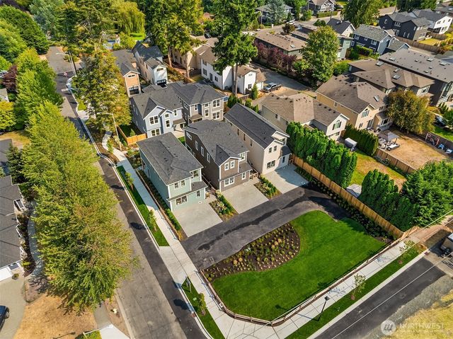 12523 NE 94th Street, Kirkland, WA 98033