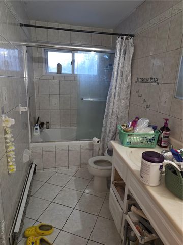 153 Cocoanut Street, Brentwood, NY 11717