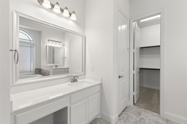2406 Colonial Lane, Midlothian, TX 76065