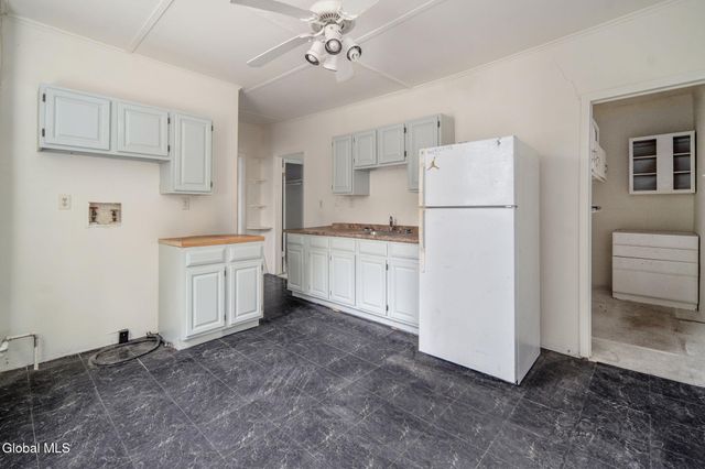 44 Spring Avenue, Troy, NY 12180
