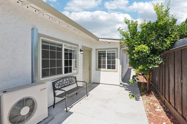 172 Evening Star Court, Milpitas, CA 95035