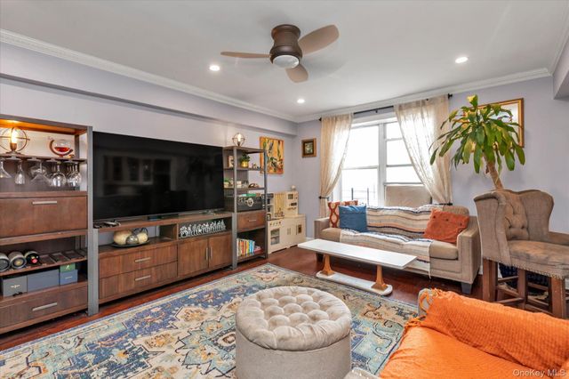 3930 52nd Street 3A, Woodside, NY 11377