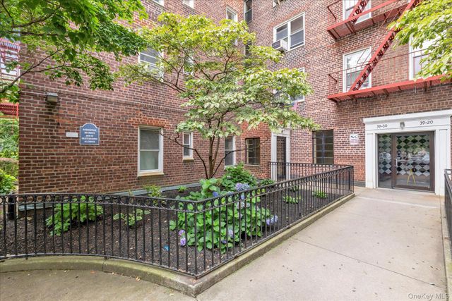 3930 52nd Street 3A, Woodside, NY 11377