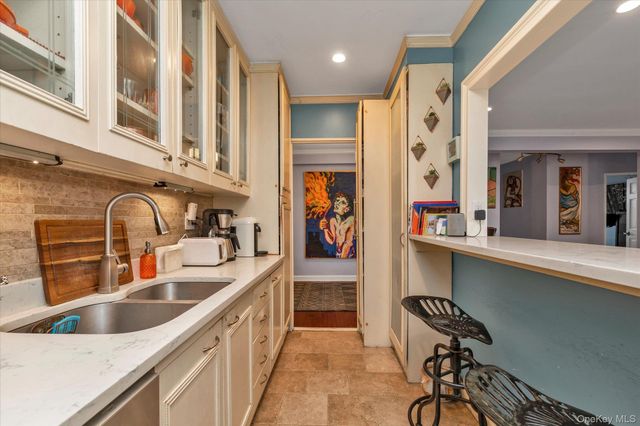 3930 52nd Street 3A, Woodside, NY 11377