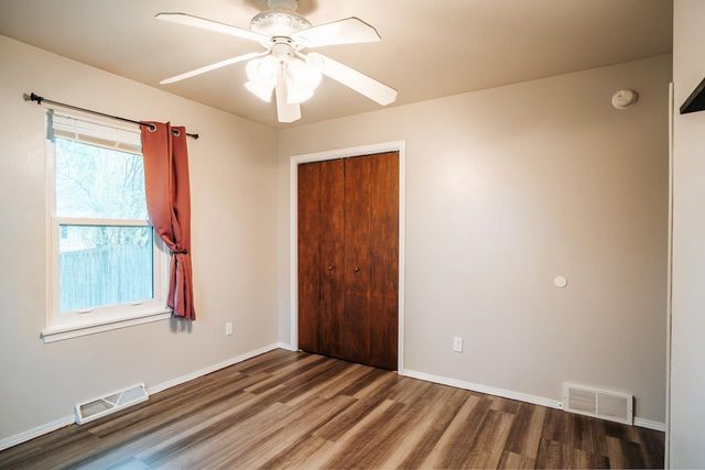 2220 GLENDALE AVENUE, Green Bay, WI 54303