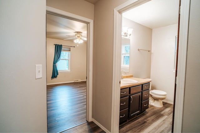 2220 GLENDALE AVENUE, Green Bay, WI 54303