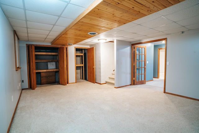 2220 GLENDALE AVENUE, Green Bay, WI 54303