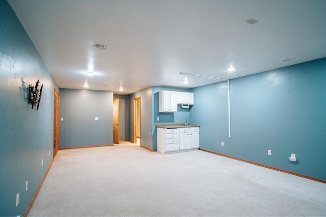 2220 GLENDALE AVENUE, Green Bay, WI 54303