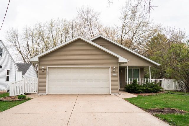 2220 GLENDALE AVENUE, Green Bay, WI 54303