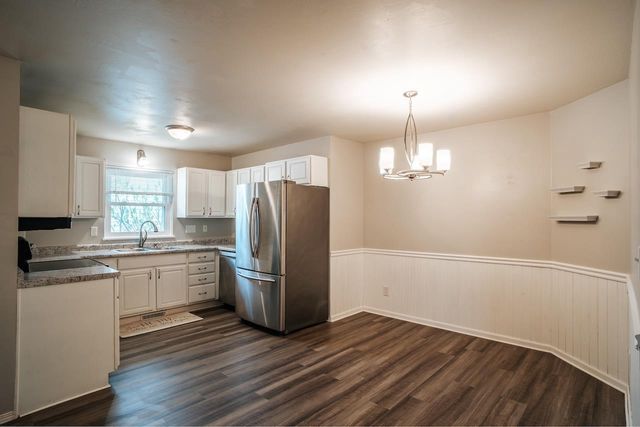 2220 GLENDALE AVENUE, Green Bay, WI 54303