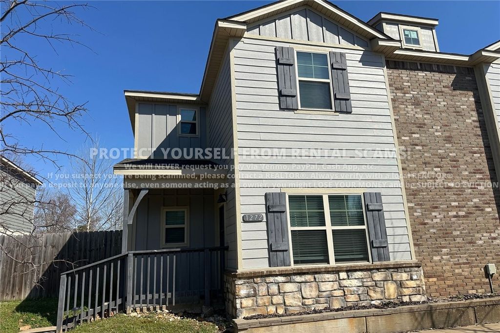 1272 N Corsica Drive, Fayetteville, AR 72704