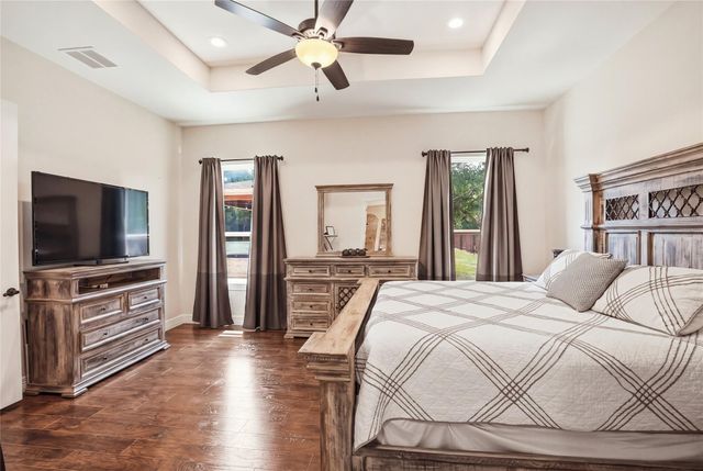 303 N Mustang Ave, Cedar Park, TX 78613