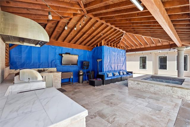 303 N Mustang Ave, Cedar Park, TX 78613