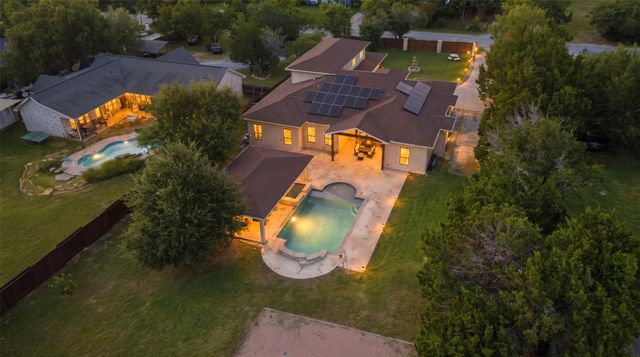 303 N Mustang Ave, Cedar Park, TX 78613
