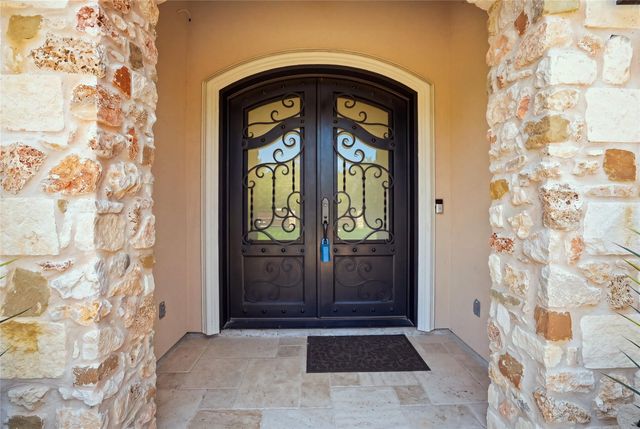 303 N Mustang Ave, Cedar Park, TX 78613